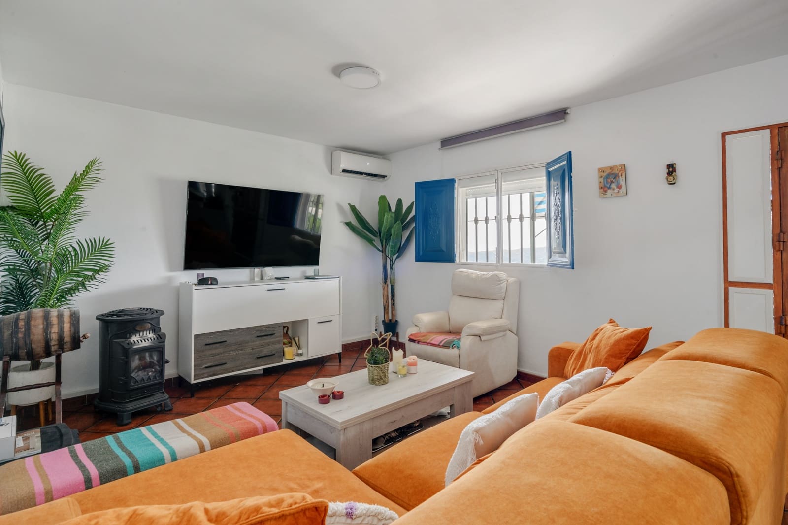 2 soverom Finca/Herregård til salgs i Velez-Malaga med svømmebasseng garasje - € 750 000 (Ref: 9905239)