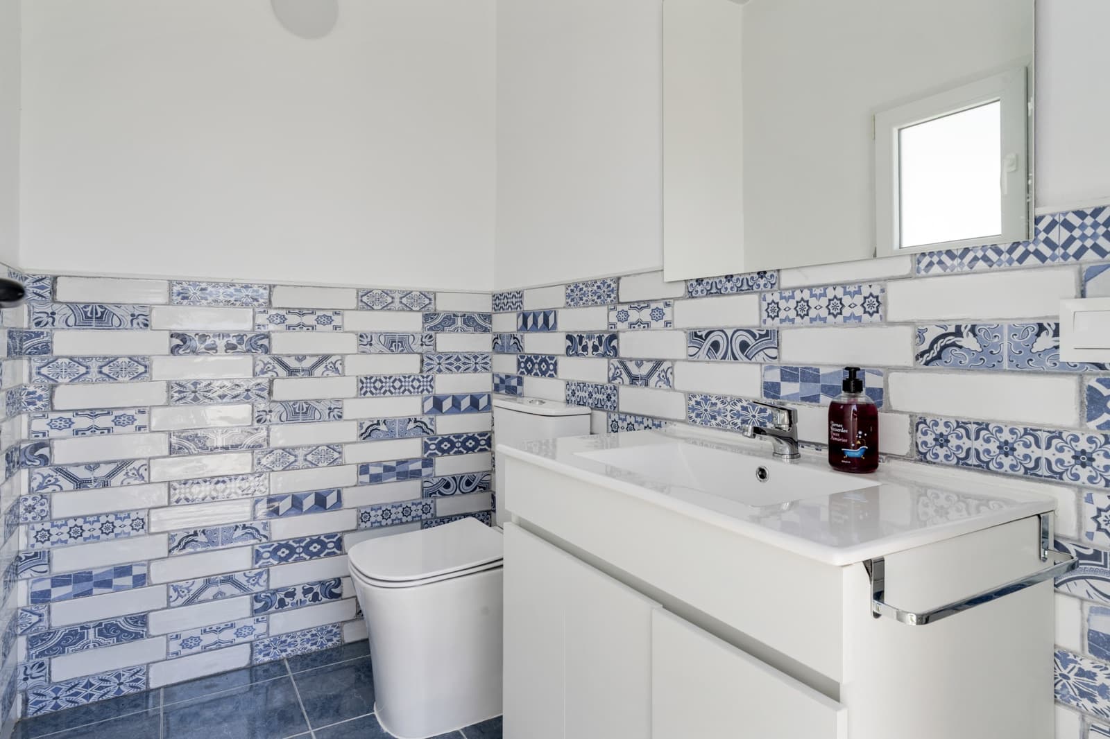 2 soverom Finca/Herregård til salgs i Velez-Malaga med svømmebasseng garasje - € 750 000 (Ref: 9905239)