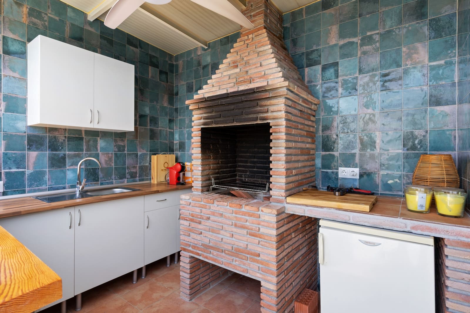 2 soverom Finca/Herregård til salgs i Velez-Malaga med svømmebasseng garasje - € 750 000 (Ref: 9905239)