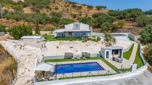 2 soverom Finca/Herregård til salgs i Vélez-Málaga med svømmebasseng garasje - € 750 000 (Ref: 9905239)