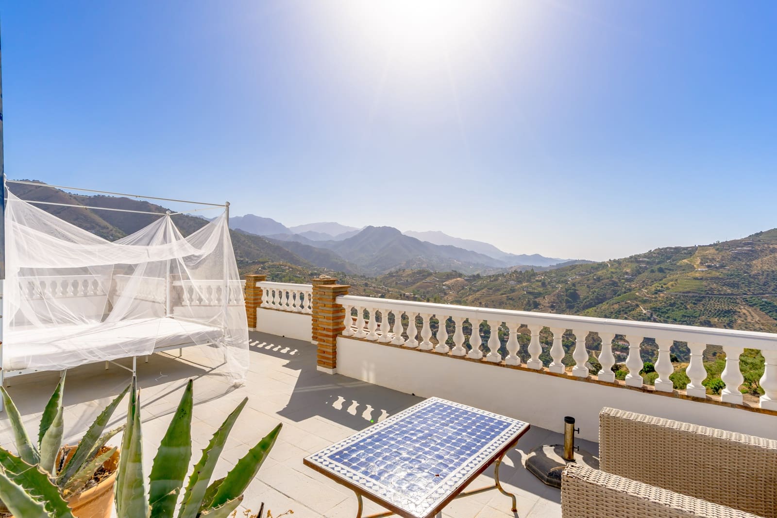 5 slaapkamer Finca/Landhuis te koop in Competa met zwembad garage - € 780.000 (Ref: 9960980)