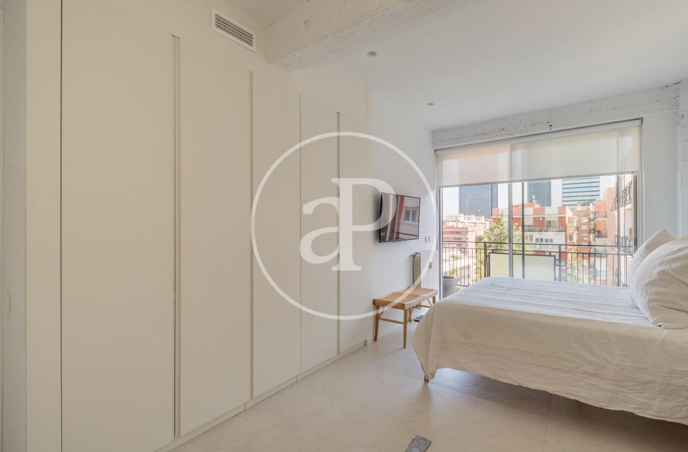 3 quarto Apartamento para arrendar em Madrid cidade - 4 000 € (Ref: 10004234)