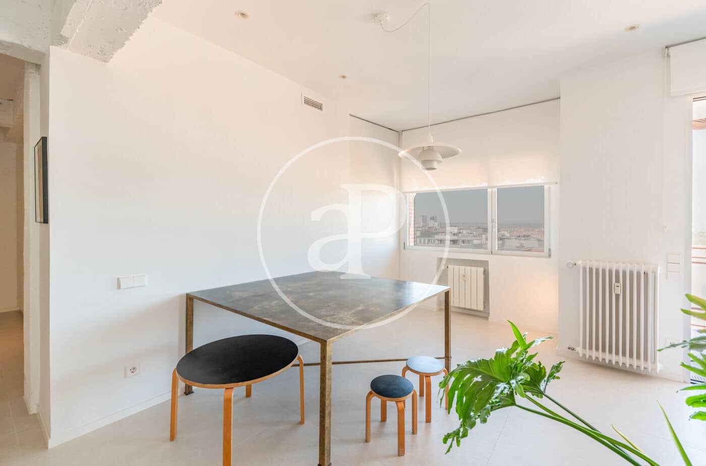3 quarto Apartamento para arrendar em Madrid cidade - 4 000 € (Ref: 10004234)