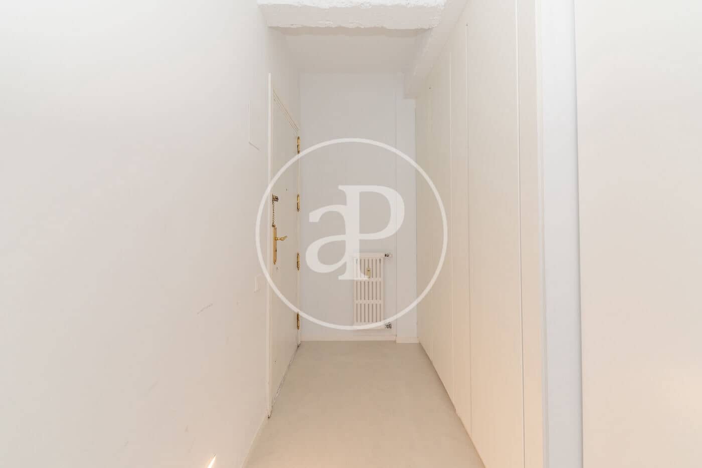 3 quarto Apartamento para arrendar em Madrid cidade - 4 000 € (Ref: 10004234)