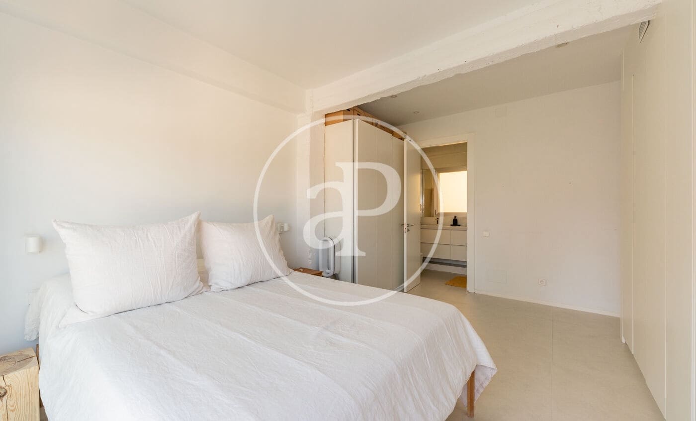 3 quarto Apartamento para arrendar em Madrid cidade - 4 000 € (Ref: 10004234)