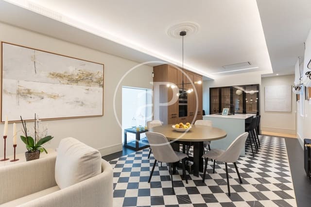 2 slaapkamer Appartement te koop in Argüelles, Madrid stad - € 1.230.000 (Ref: 10005656)