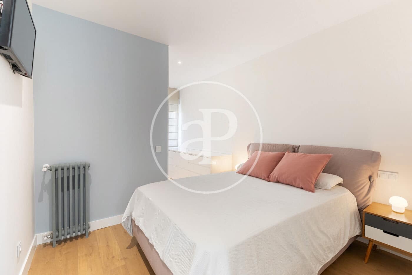 Apartamento de 2 habitaciones en Madrid ciudad en alquiler - 3.190 € (Ref: 10005657)