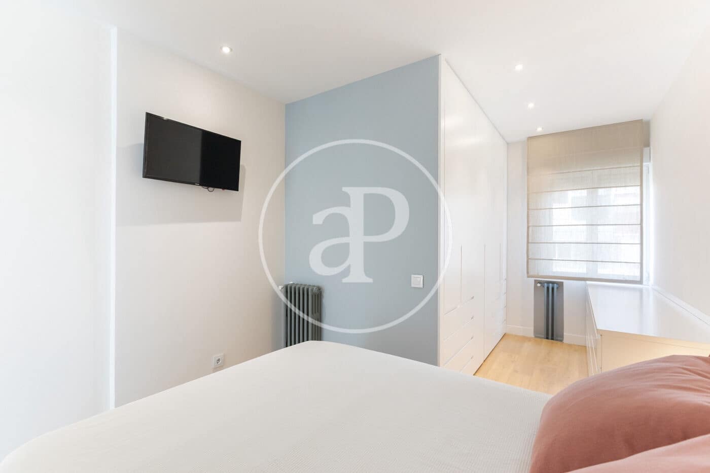 Apartamento de 2 habitaciones en Madrid ciudad en alquiler - 3.190 € (Ref: 10005657)