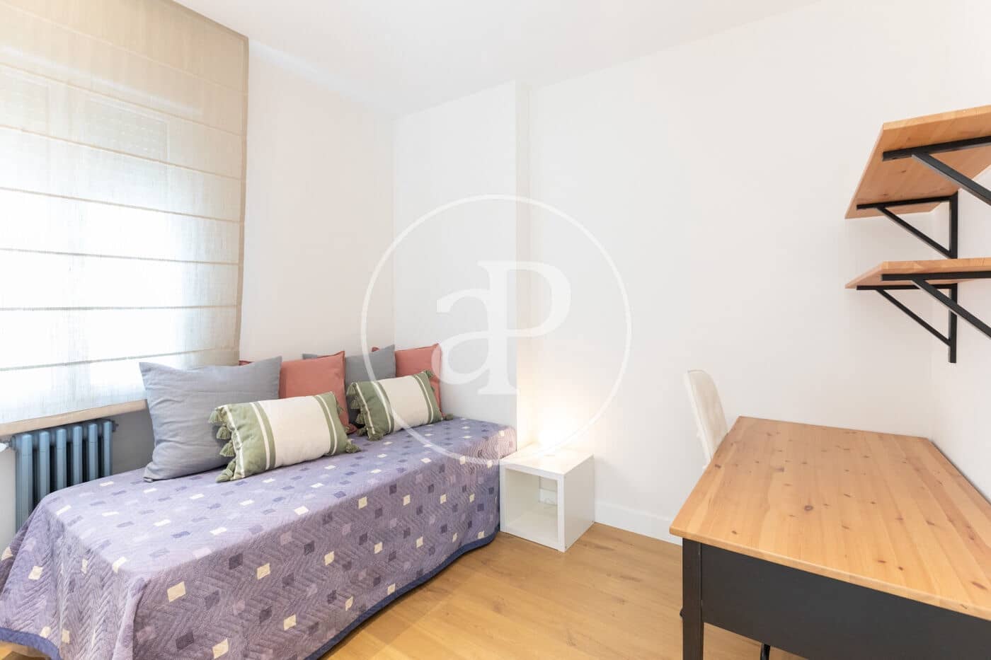 Apartamento de 2 habitaciones en Madrid ciudad en alquiler - 3.190 € (Ref: 10005657)