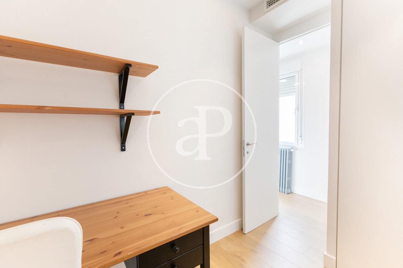 Apartamento de 2 habitaciones en Madrid ciudad en alquiler - 3.190 € (Ref: 10005657)