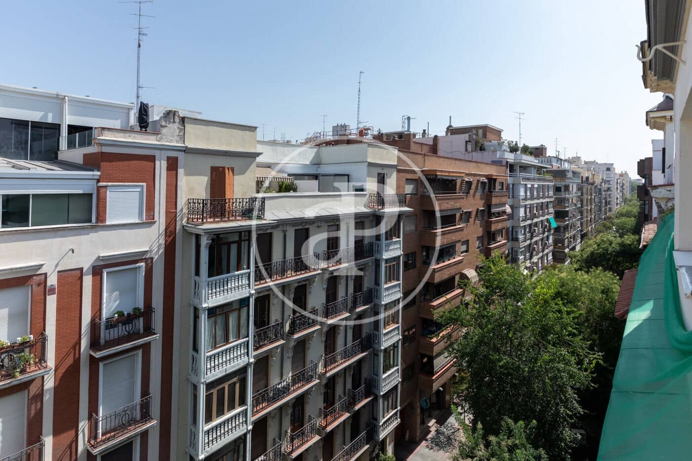 Apartamento de 2 habitaciones en Madrid ciudad en alquiler - 3.190 € (Ref: 10005657)