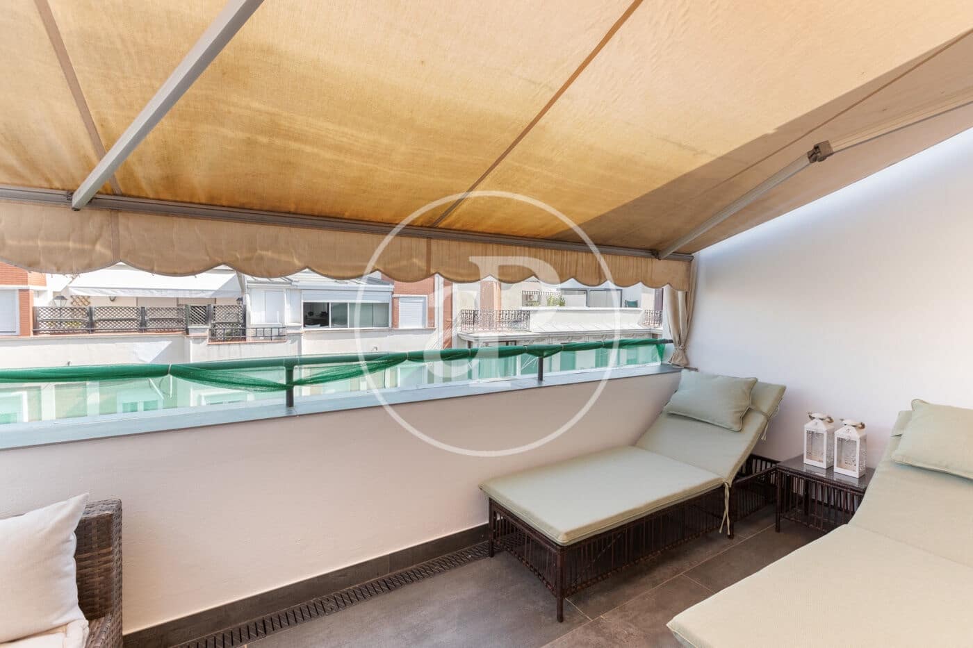 Apartamento de 2 habitaciones en Madrid ciudad en alquiler - 3.190 € (Ref: 10005657)