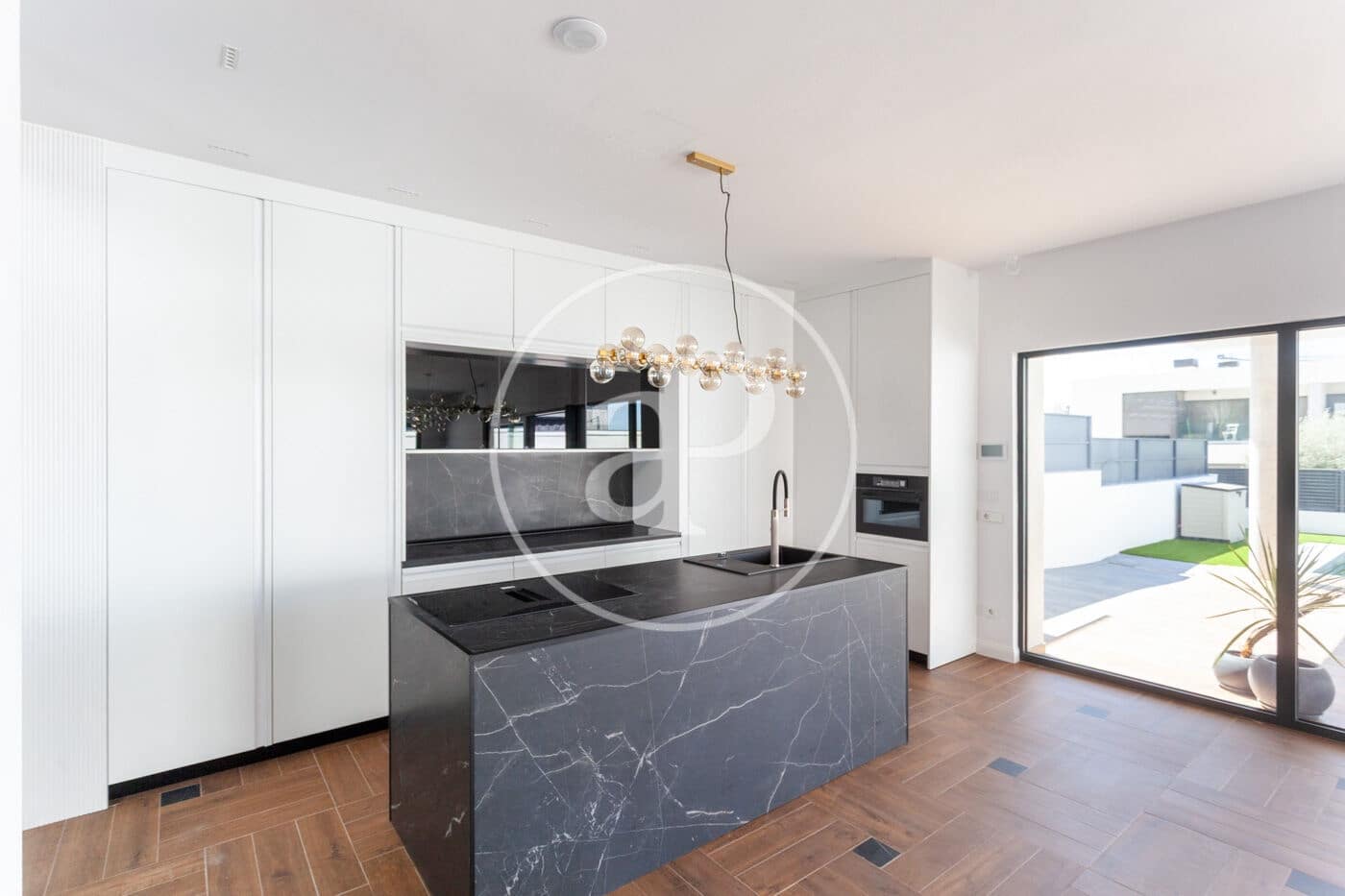 5 makuuhuone Huvila myytävänä paikassa Villaviciosa de Odon mukana uima-altaan - 1 500 000 € (Ref: 10009135)