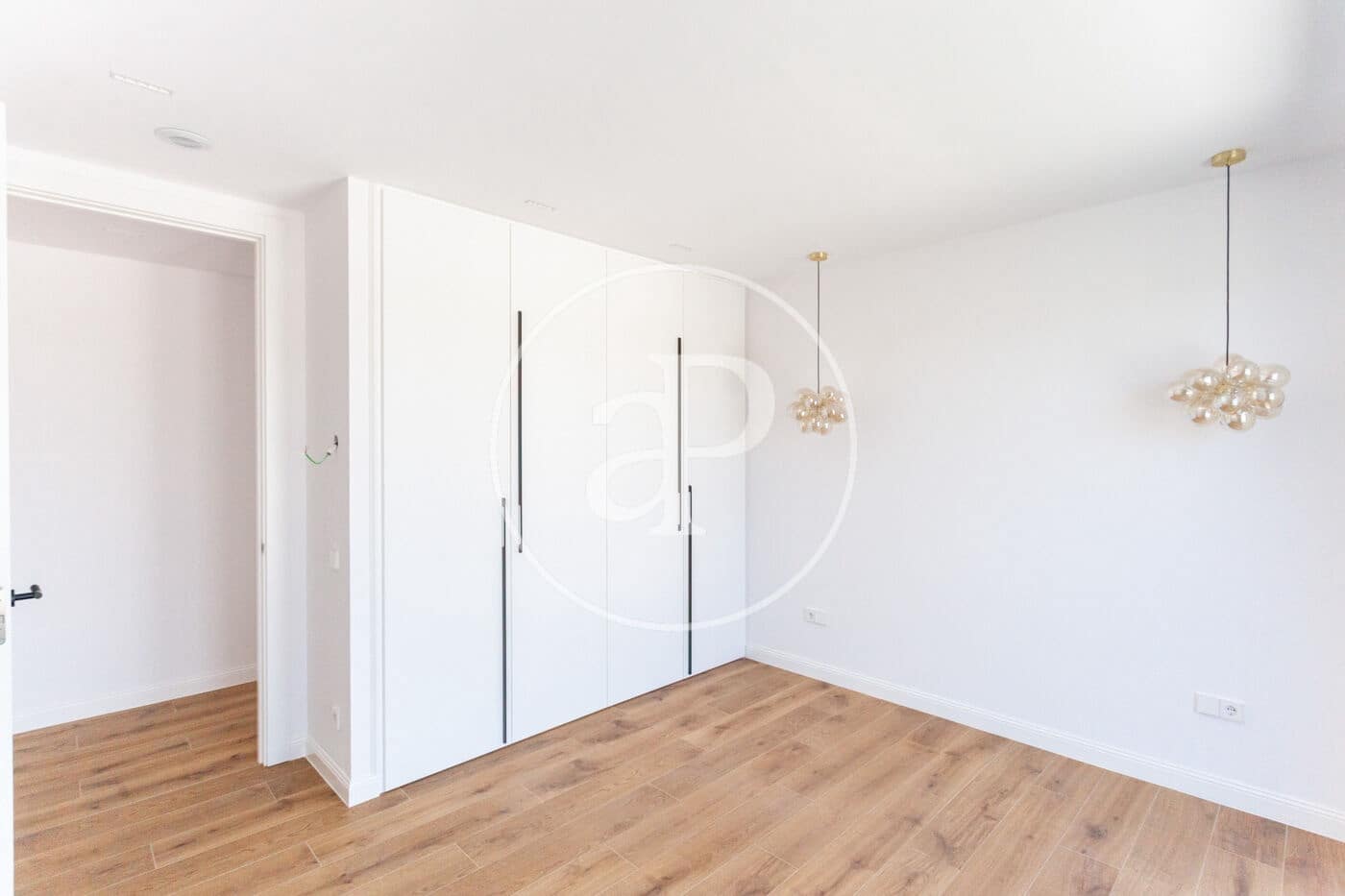 5 makuuhuone Huvila myytävänä paikassa Villaviciosa de Odon mukana uima-altaan - 1 500 000 € (Ref: 10009135)
