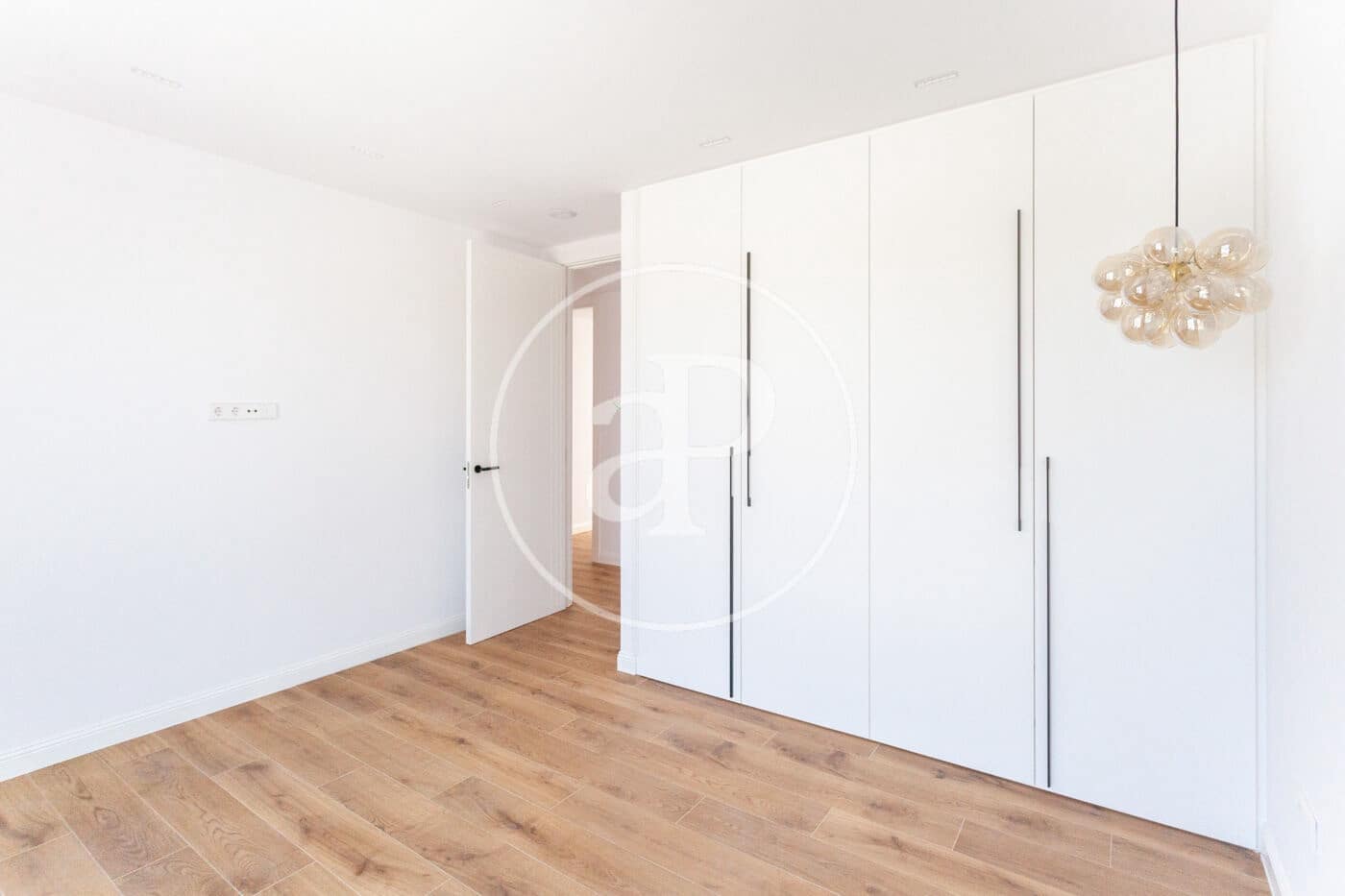 5 makuuhuone Huvila myytävänä paikassa Villaviciosa de Odon mukana uima-altaan - 1 500 000 € (Ref: 10009135)
