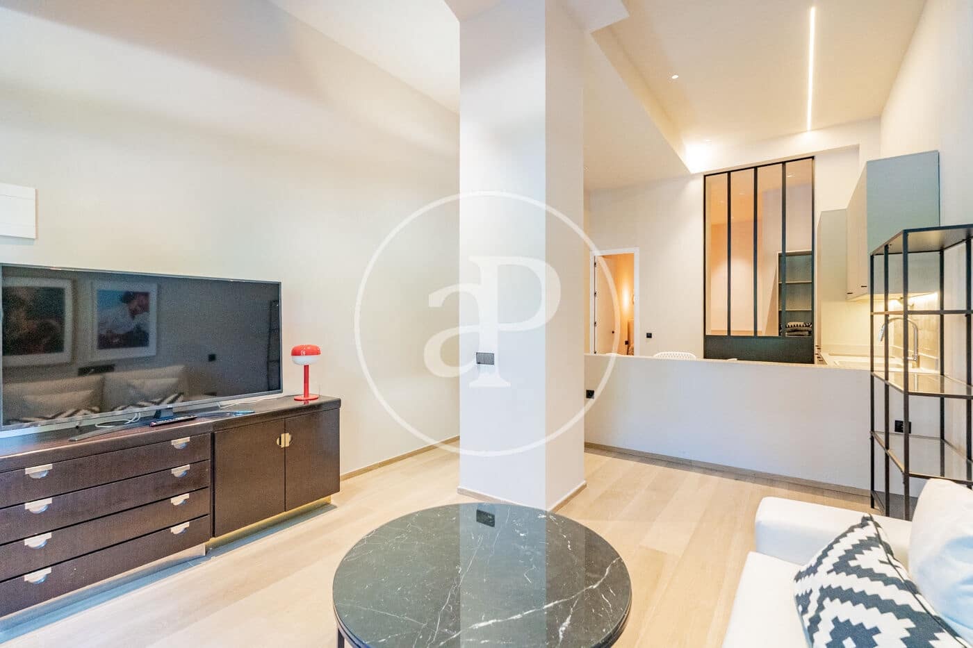 1 bedroom Apartment for rent in Madrid city - € 1,500 (Ref: 10011498)