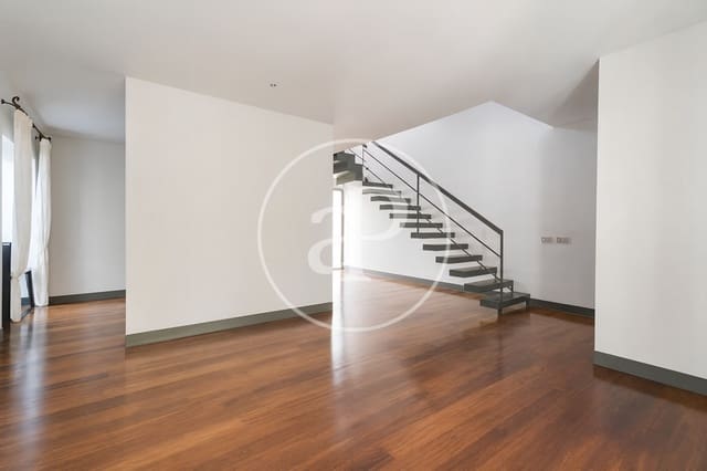 3 quarto Moradia para arrendar em Nueva España, Madrid cidade com piscina - 4 500 € (Ref: 10011500)