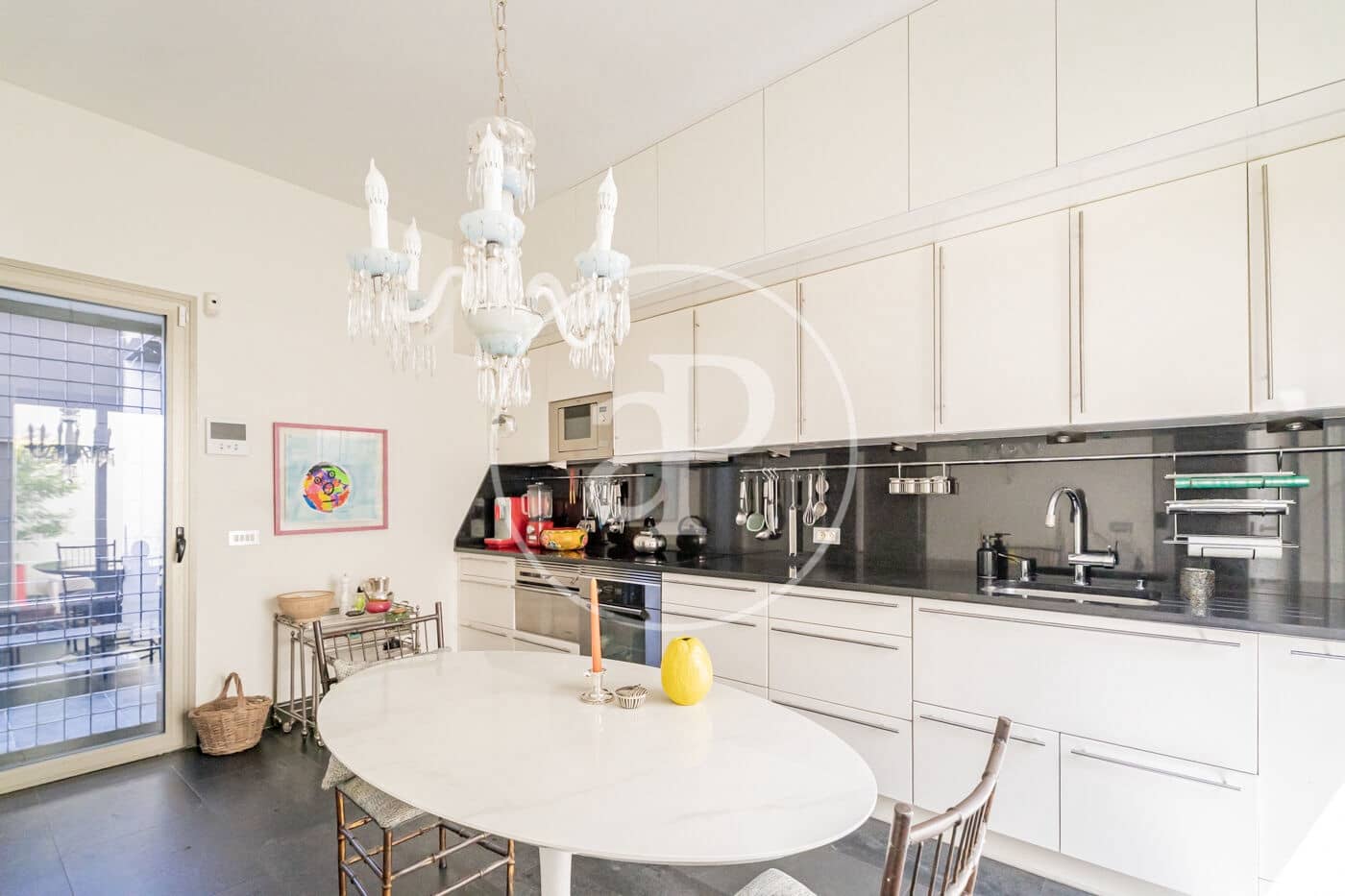 3 quarto Moradia para arrendar em Madrid cidade com piscina - 4 500 € (Ref: 10011500)