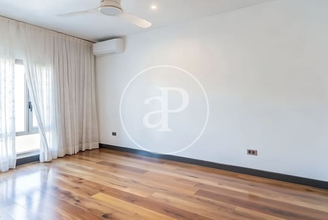 3 quarto Moradia para arrendar em Nueva España, Madrid cidade com piscina - 4 500 € (Ref: 10011500)
