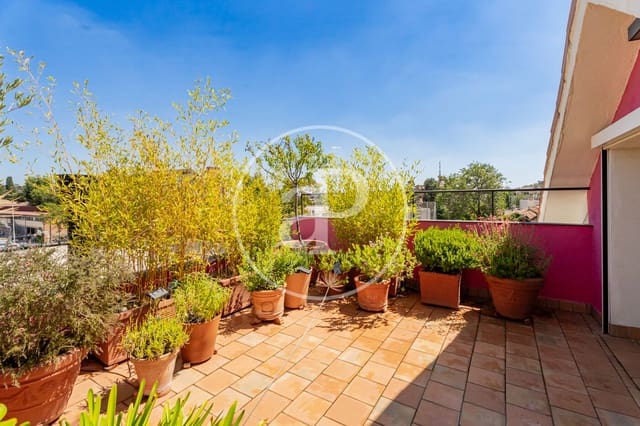 3 quarto Moradia para arrendar em Nueva España, Madrid cidade com piscina - 4 500 € (Ref: 10011500)