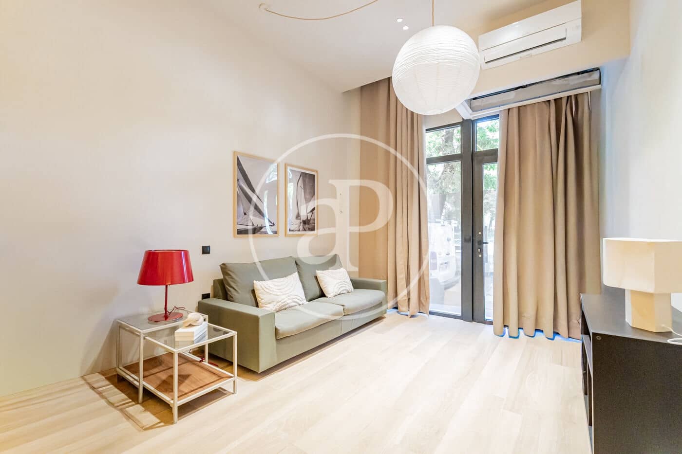 Appartement de 1 chambre à louer à Madrid ville - 1 500 € (Ref: 10011501)