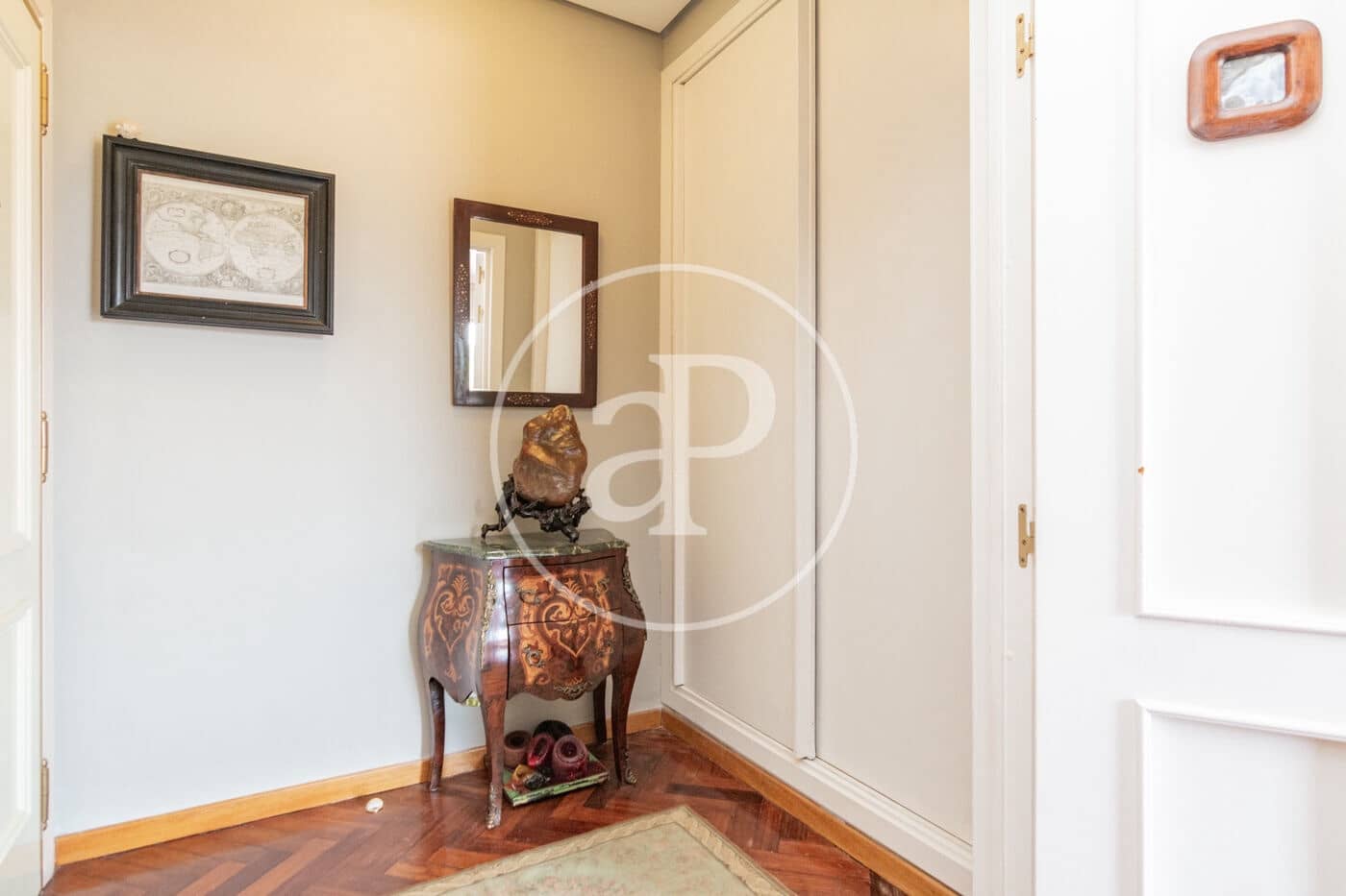 1 sypialnia Penthouse do wynajęcia w Miasto Madryt z basenem - 2 390 € (Ref: 10011503)