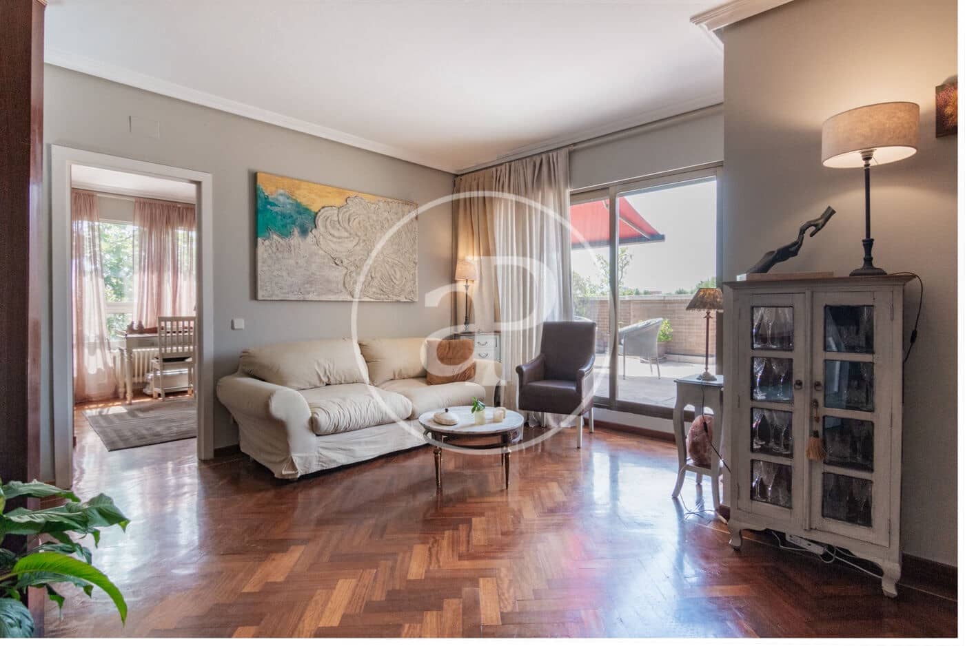 1 sypialnia Penthouse do wynajęcia w Miasto Madryt z basenem - 2 390 € (Ref: 10011503)
