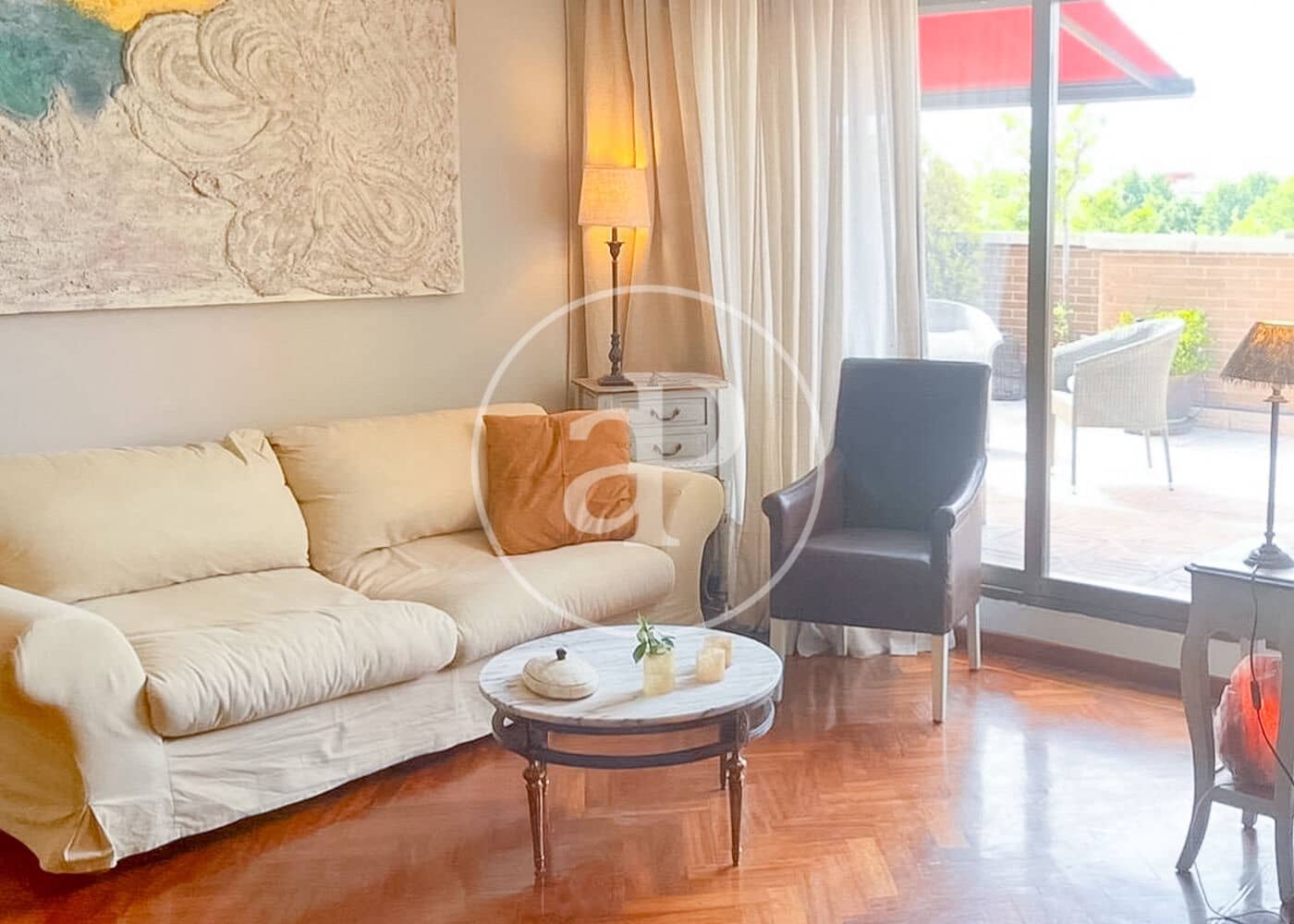 1 bedroom Penthouse for rent in Madrid city with pool - € 2,090 (Ref: 10011503)