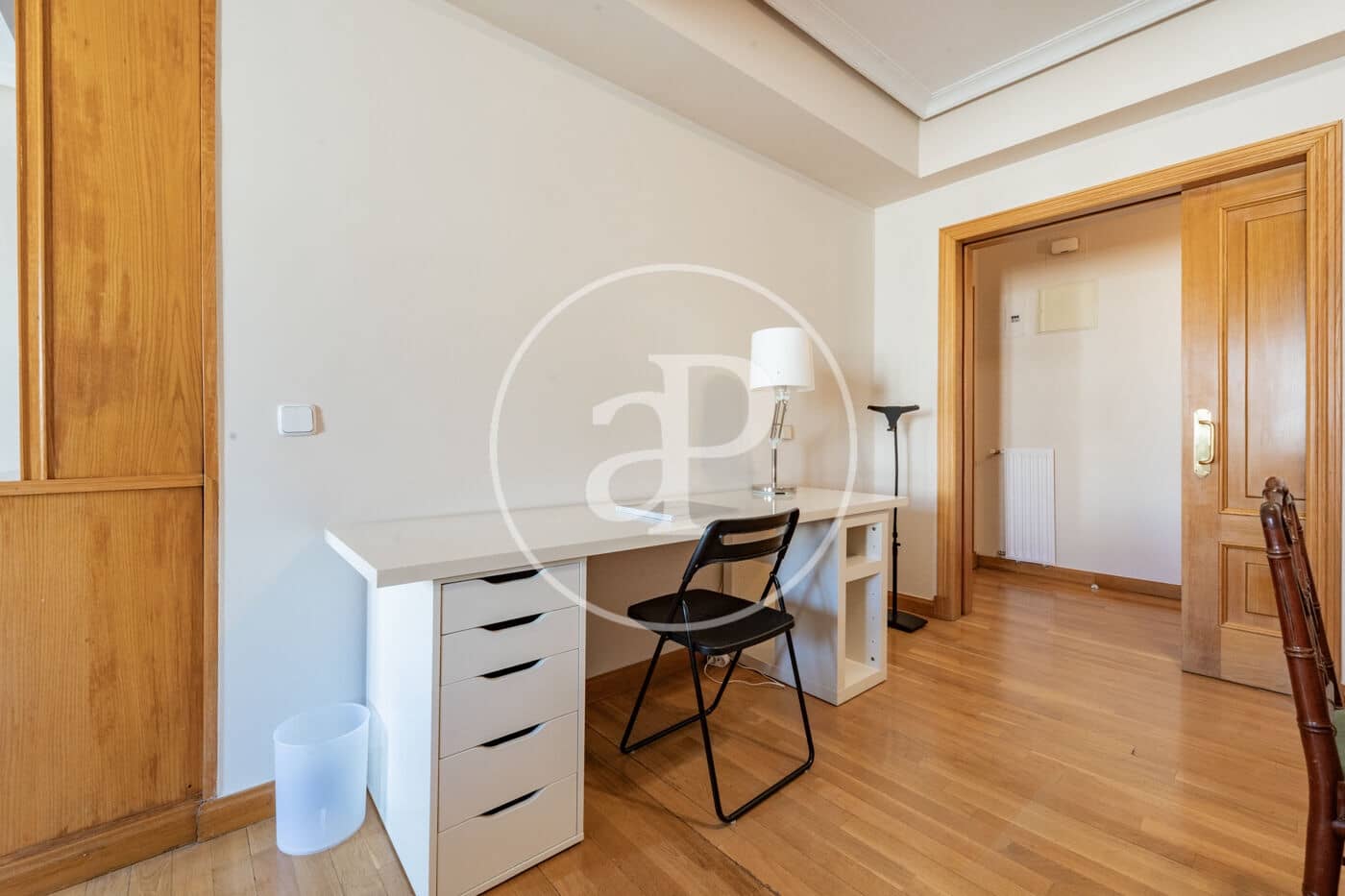 2 quarto Apartamento para arrendar em Madrid cidade - 3 100 € (Ref: 10013382)
