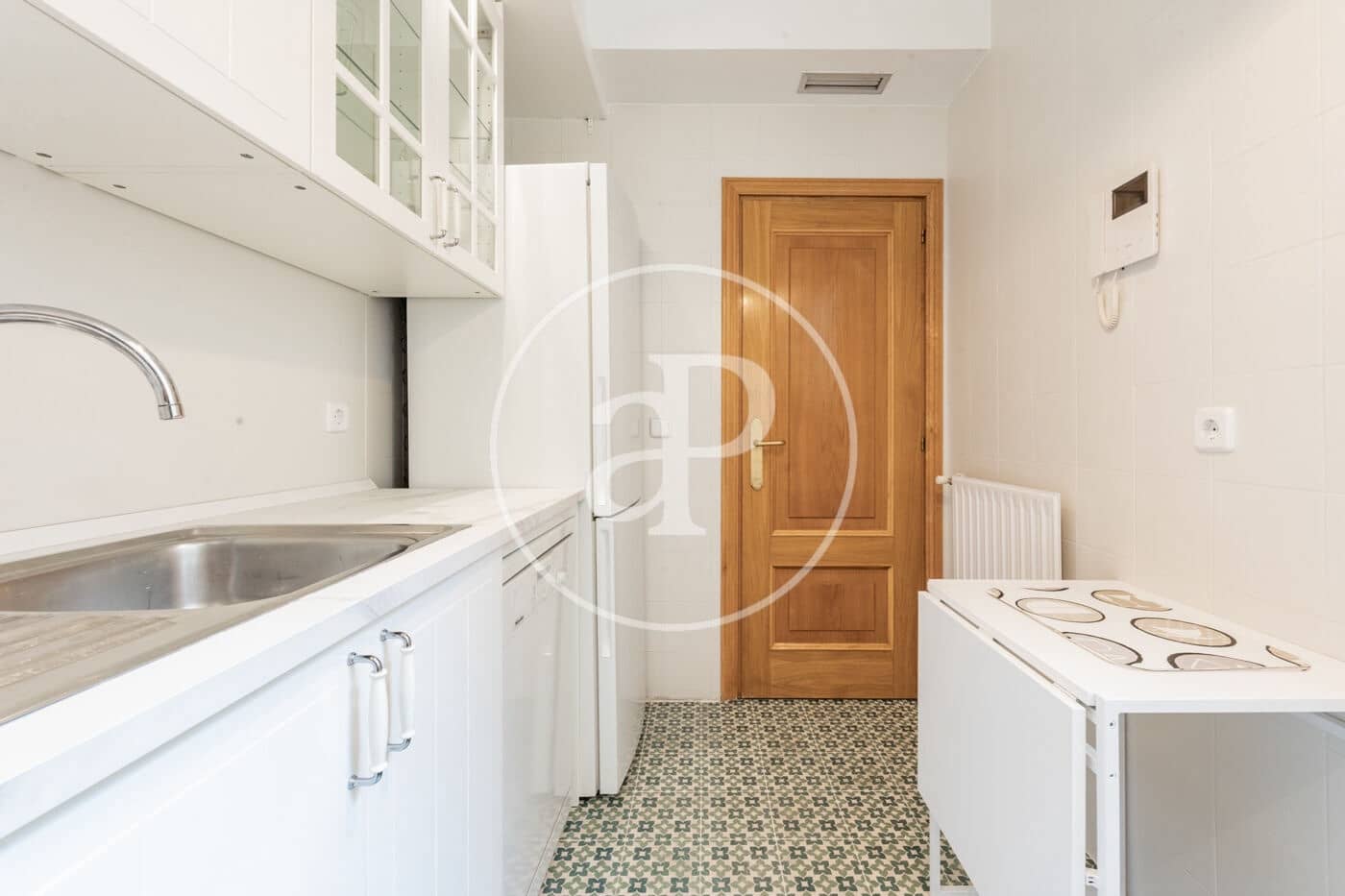 2 quarto Apartamento para arrendar em Madrid cidade - 3 100 € (Ref: 10013382)