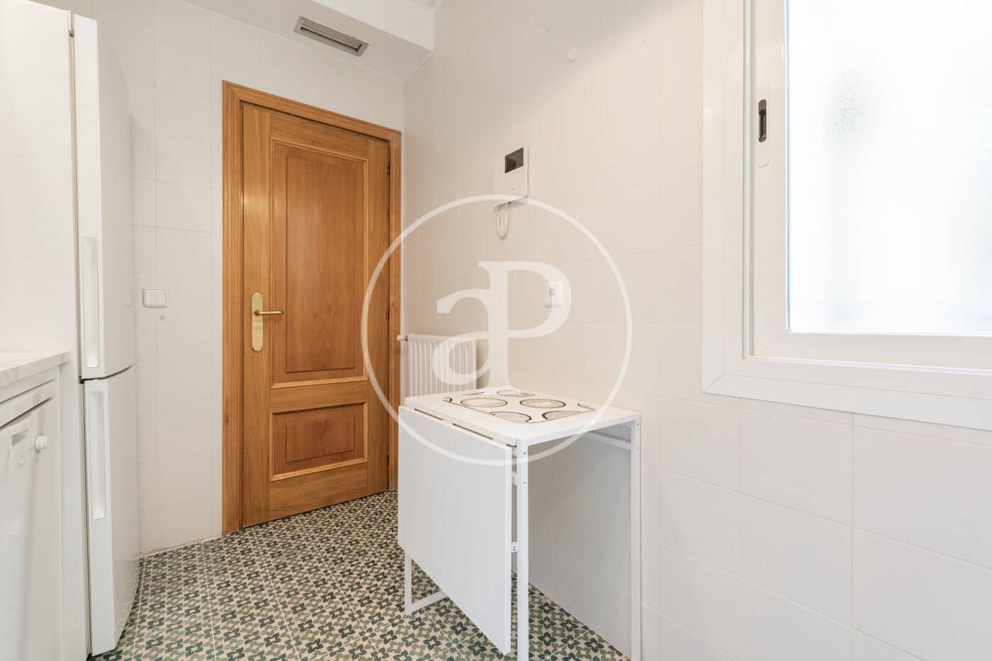 2 quarto Apartamento para arrendar em Madrid cidade - 3 100 € (Ref: 10013382)