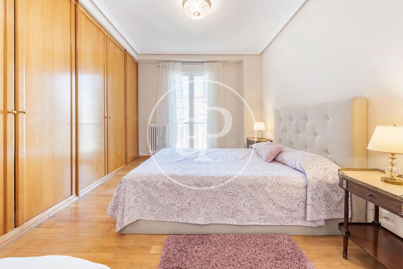 2 quarto Apartamento para arrendar em Madrid cidade - 3 100 € (Ref: 10013382)