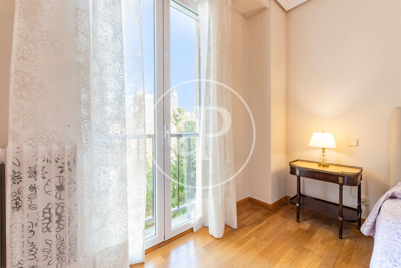 2 quarto Apartamento para arrendar em Madrid cidade - 3 100 € (Ref: 10013382)