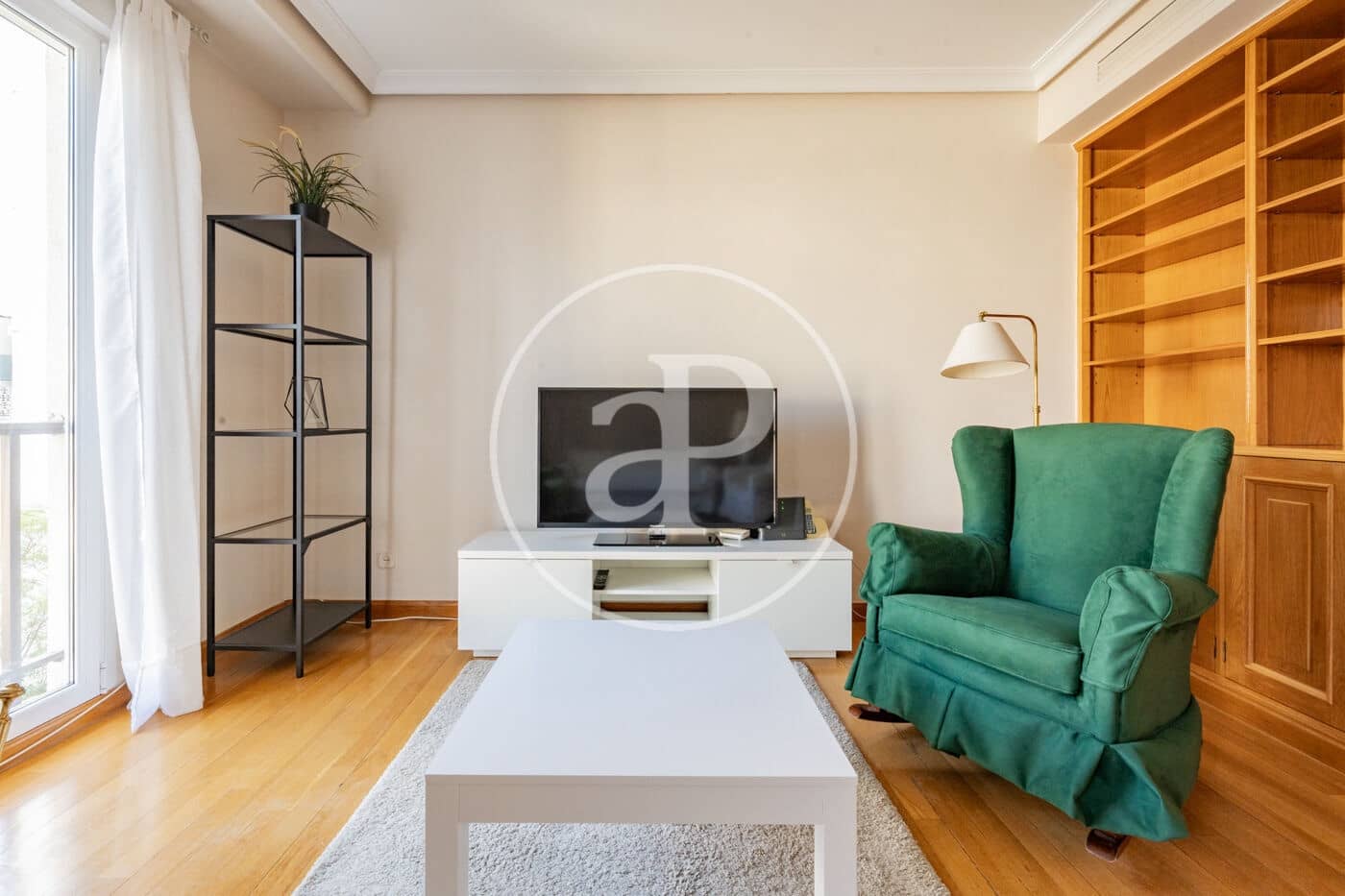 2 quarto Apartamento para arrendar em Madrid cidade - 3 100 € (Ref: 10013382)