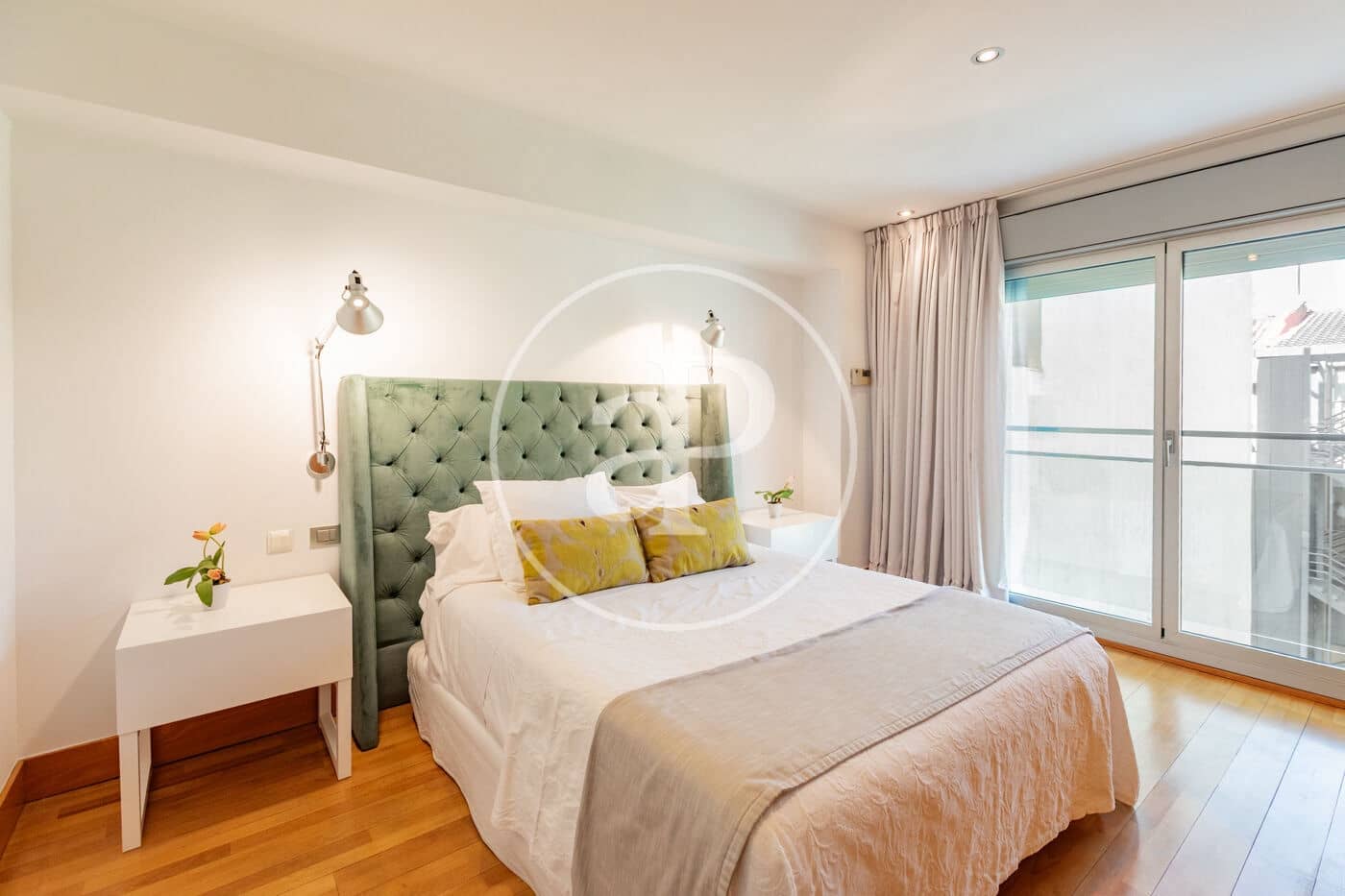 Apartamento de 2 habitaciones en Madrid ciudad en alquiler - 3.600 € (Ref: 10013384)