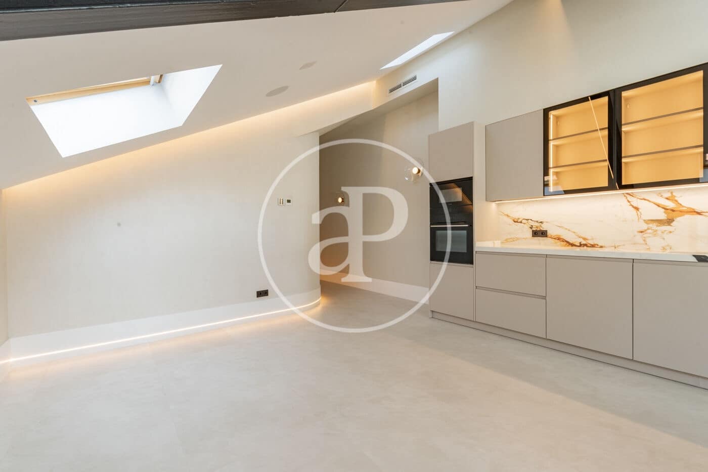 3 bedroom Apartment for sale in Madrid city - € 4,800,000 (Ref: 10017558)