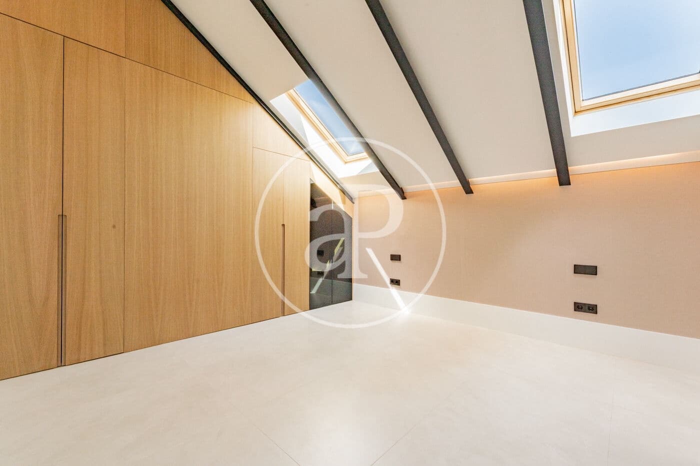 3 bedroom Apartment for sale in Madrid city - € 4,800,000 (Ref: 10017558)