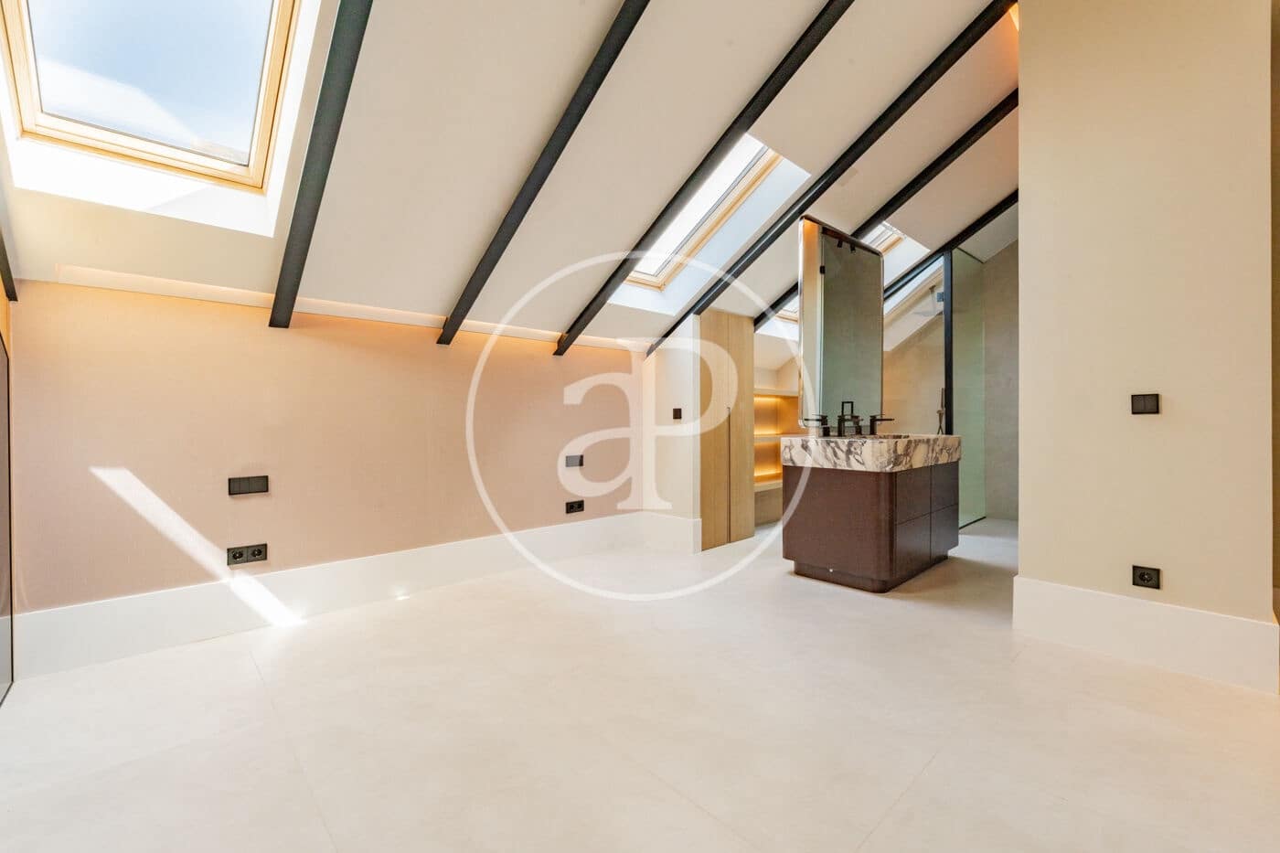 3 bedroom Apartment for sale in Madrid city - € 4,800,000 (Ref: 10017558)