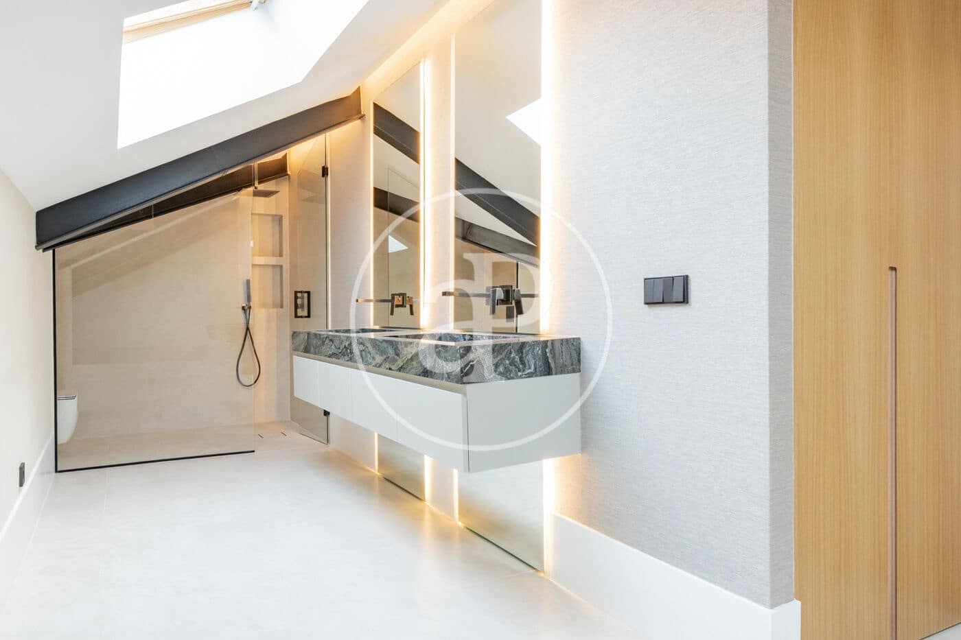3 bedroom Apartment for sale in Madrid city - € 4,800,000 (Ref: 10017558)