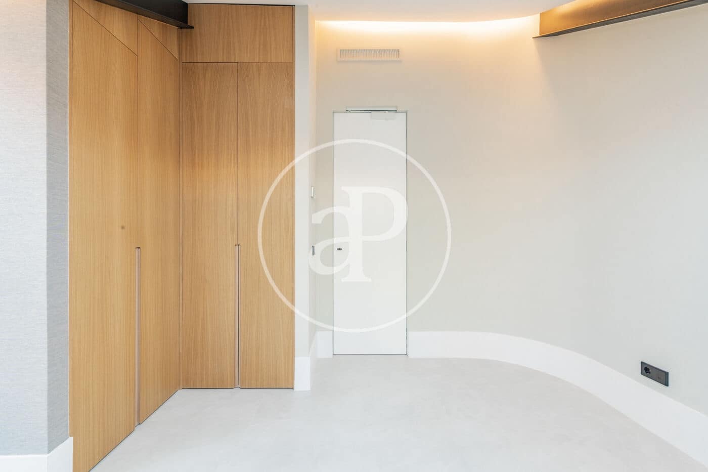 3 bedroom Apartment for sale in Madrid city - € 4,800,000 (Ref: 10017558)