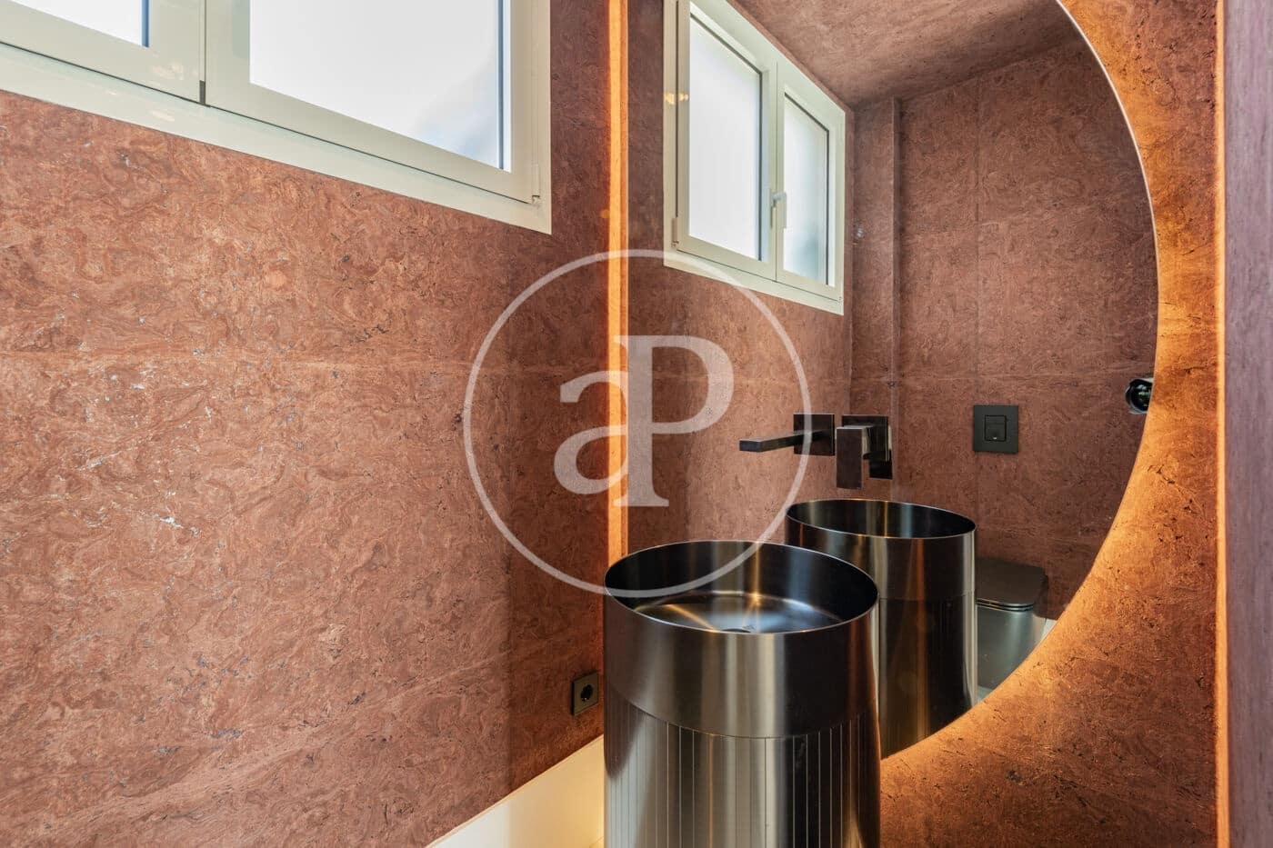 3 bedroom Apartment for sale in Madrid city - € 4,800,000 (Ref: 10017558)