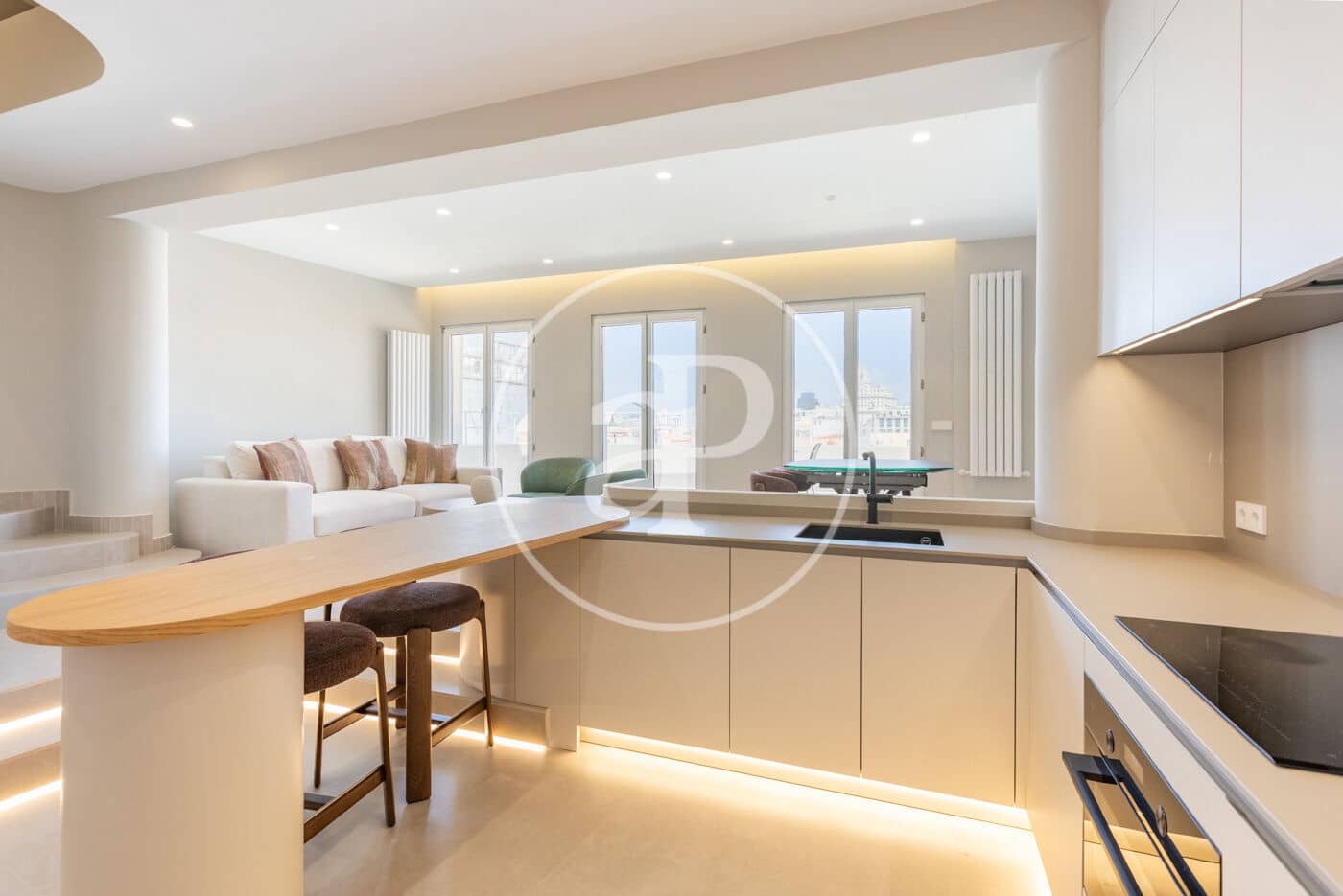 3 sovrum Lägenhet till salu i Madrid stad - 1 690 000 € (Ref: 10020969)