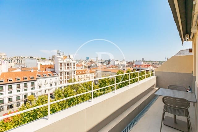 3 sovrum Lägenhet till salu i Cortes, Madrid stad - 1 690 000 € (Ref: 10020969)