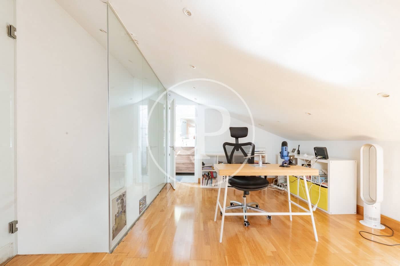 2 bedroom Penthouse for sale in Madrid city - € 1,000,000 (Ref: 10022521)