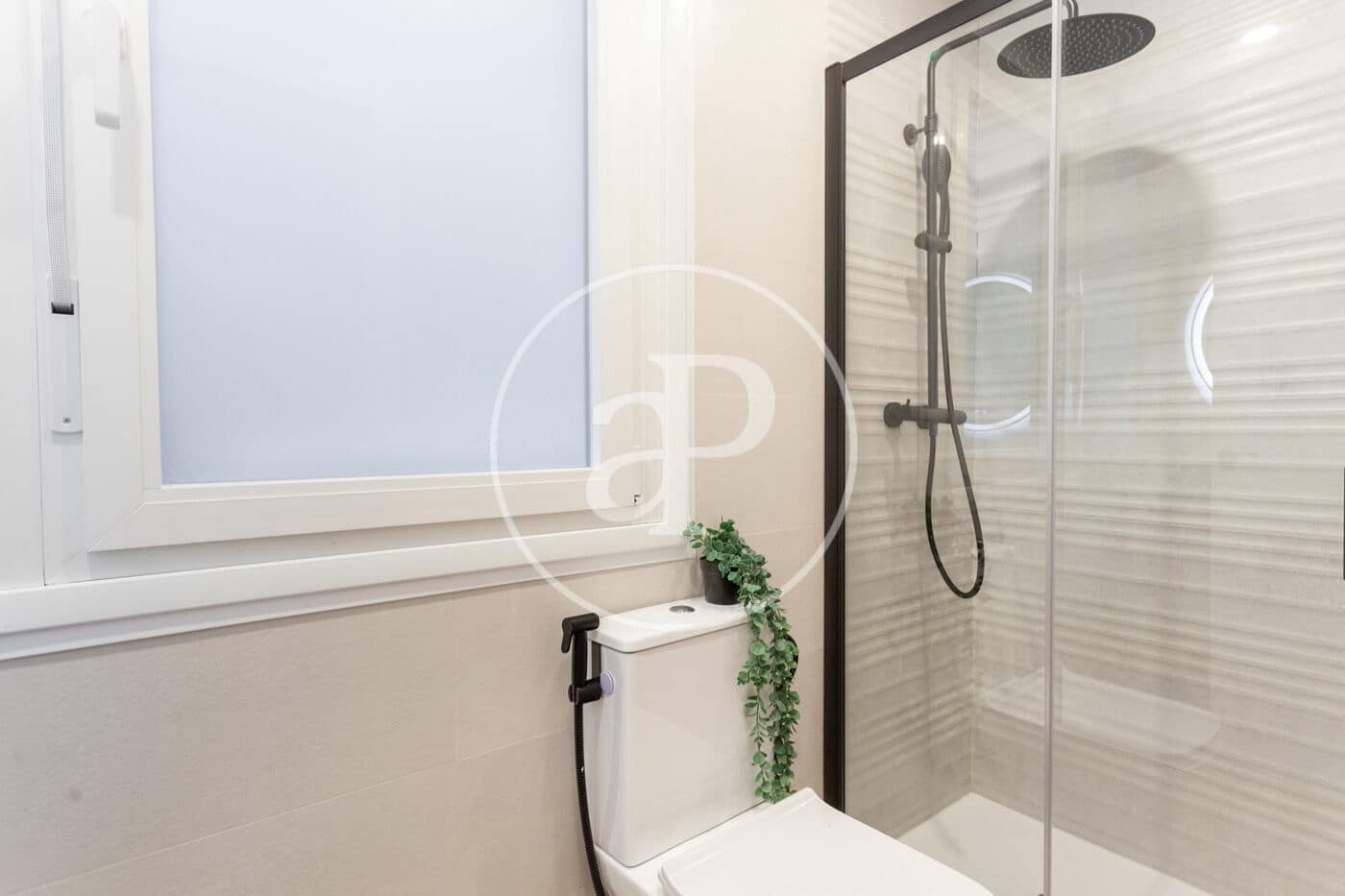 2 bedroom Apartment for sale in Madrid city - € 610,000 (Ref: 10025669)