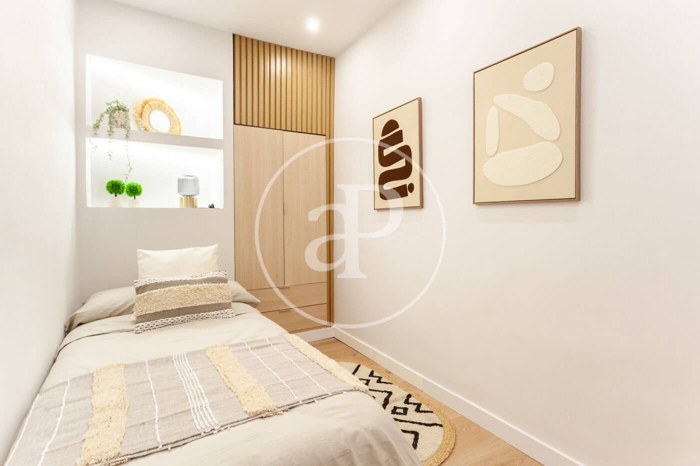 2 bedroom Apartment for sale in Madrid city - € 610,000 (Ref: 10025669)