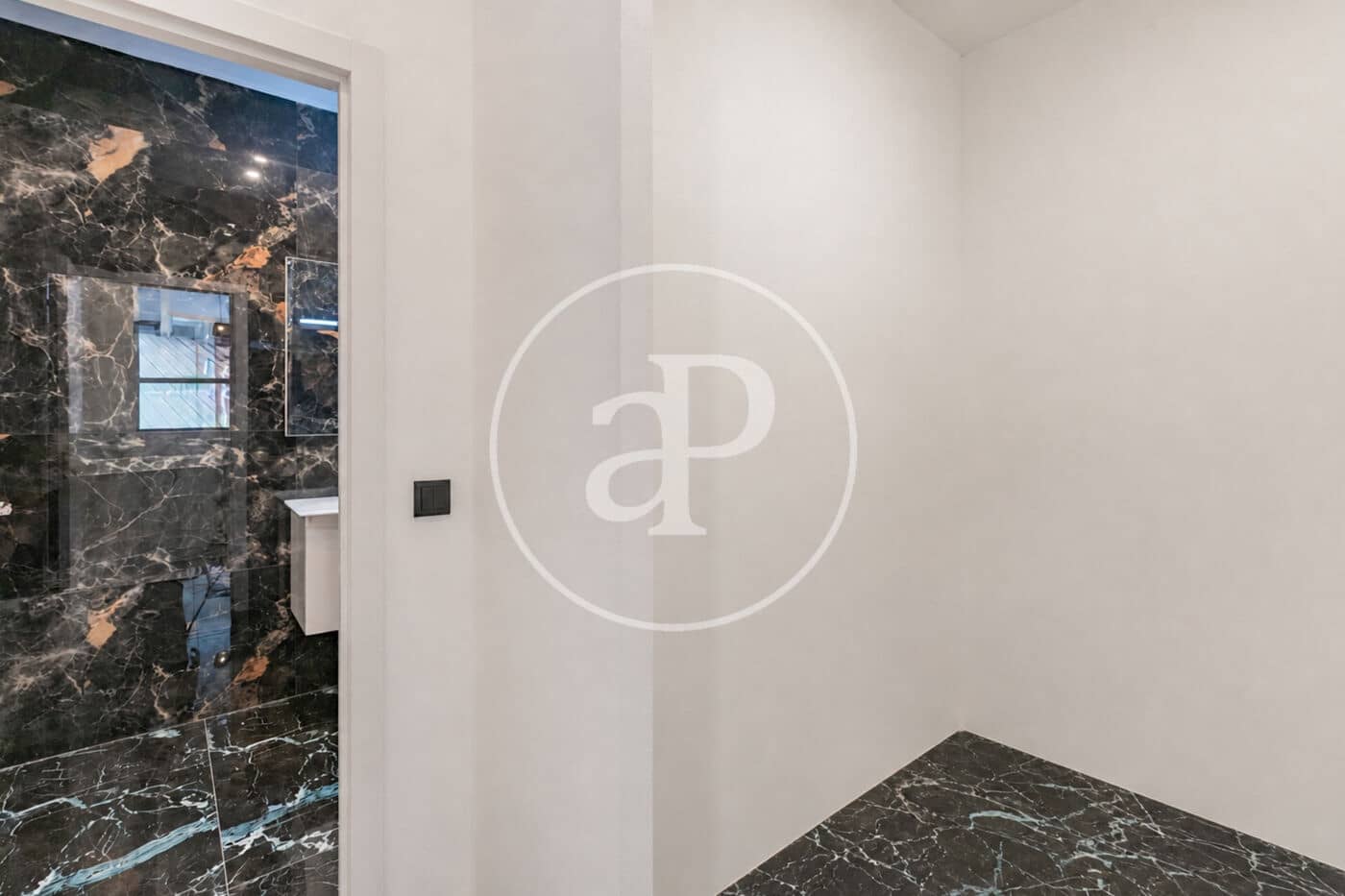 Huoneisto myytävänä paikassa Madrid kaupunki - 395 000 € (Ref: 10025670)