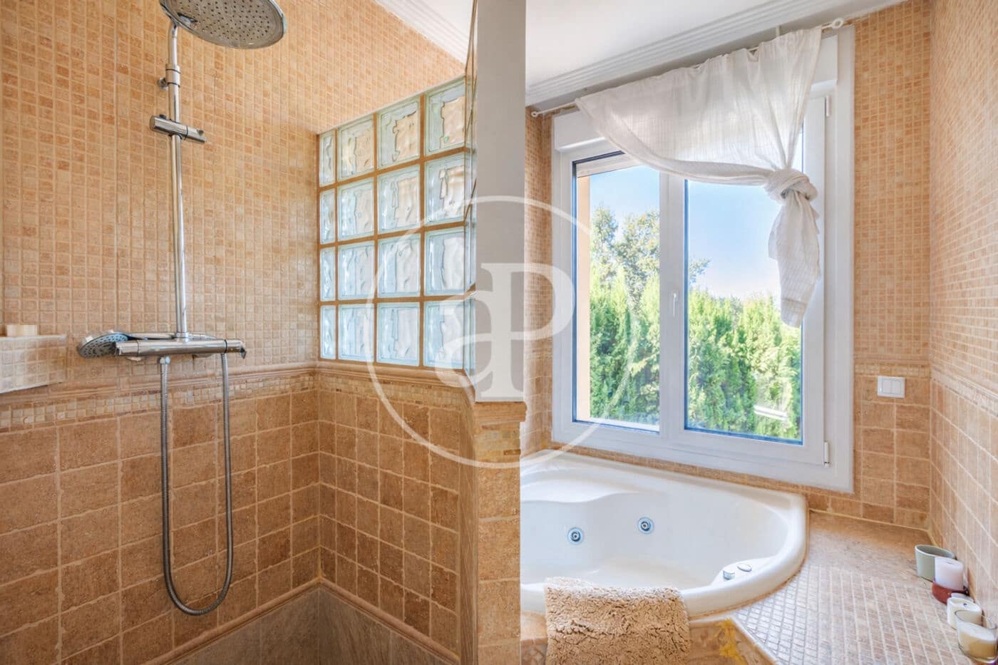 4 quarto Moradia para venda em Guadalix de la Sierra com piscina - 1 250 000 € (Ref: 10027369)
