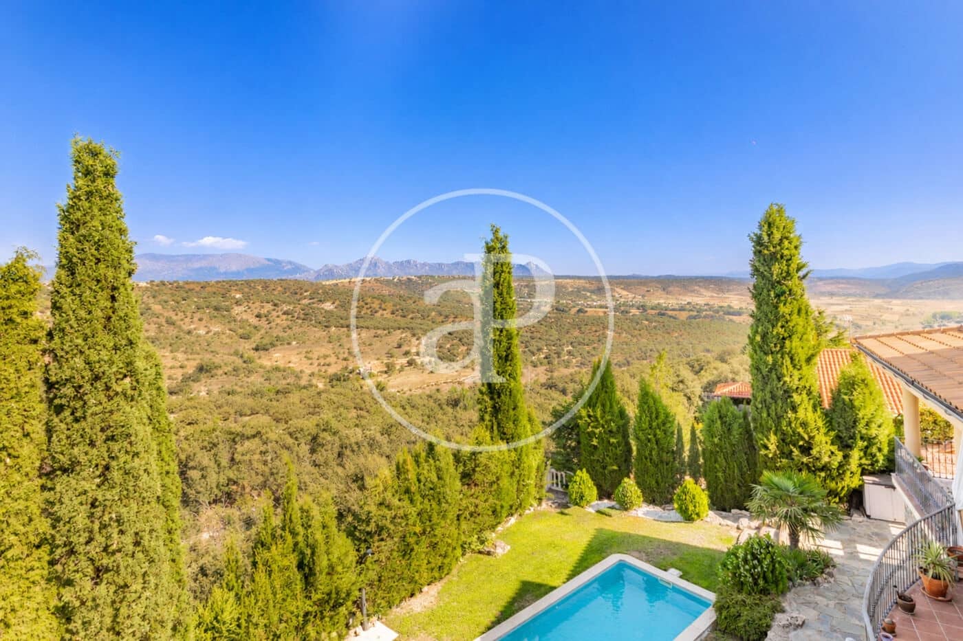 4 quarto Moradia para venda em Guadalix de la Sierra com piscina - 1 250 000 € (Ref: 10027369)