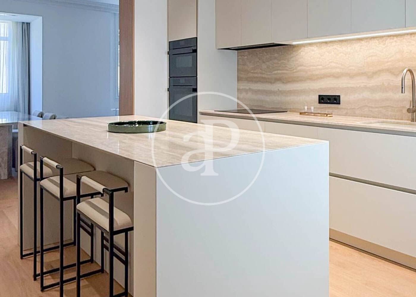 3 makuuhuone Huoneisto myytävänä paikassa Madrid kaupunki - 2 980 000 € (Ref: 10032090)